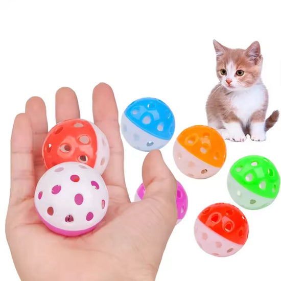 Parrot bell toys relieve boredom, serve as chew toys during training, relieve stress, and are great for bird entertainment.