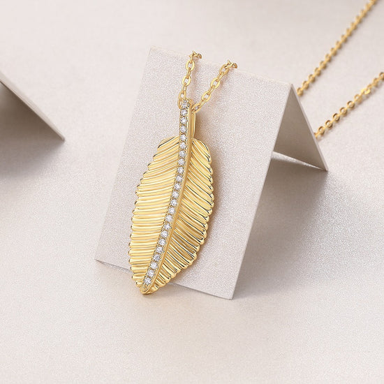 Fallen Leaves Starlight Necklace Pendant Set With Top-quality Moissanite S925 Silver And Gold-plated