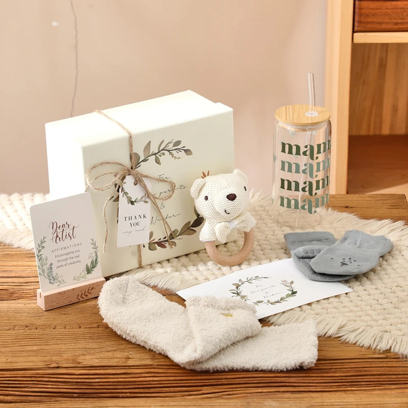 Baby Bathing Set Gift Box Cotton Socks Newborn Growth Memorial Card Wooden Bear Teether Wooden Rattle Baby Birth Gift