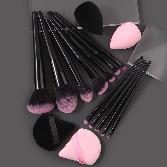Soft makeup brushes set