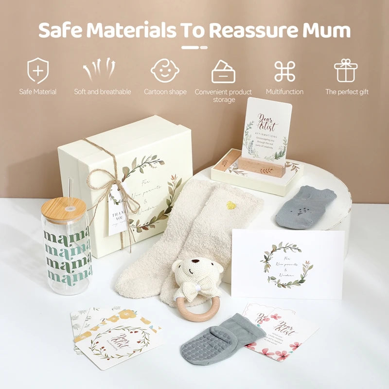 Baby Bathing Set Gift Box Cotton Socks Newborn Growth Memorial Card Wooden Bear Teether Wooden Rattle Baby Birth Gift