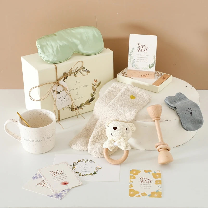 Baby Bathing Set Gift Box Cotton Socks Newborn Growth Memorial Card Wooden Bear Teether Wooden Rattle Baby Birth Gift