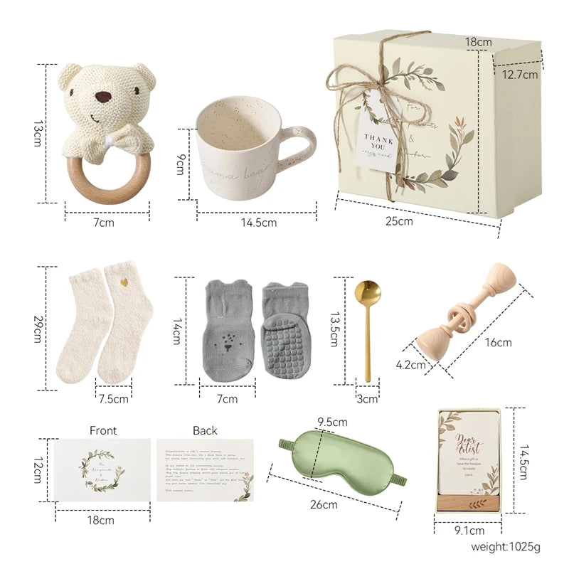 Baby Bathing Set Gift Box Wooden Rabbit Teether Wooden Rattle Cotton Socks Newborn Growth Memorial Card Baby Birth Gift