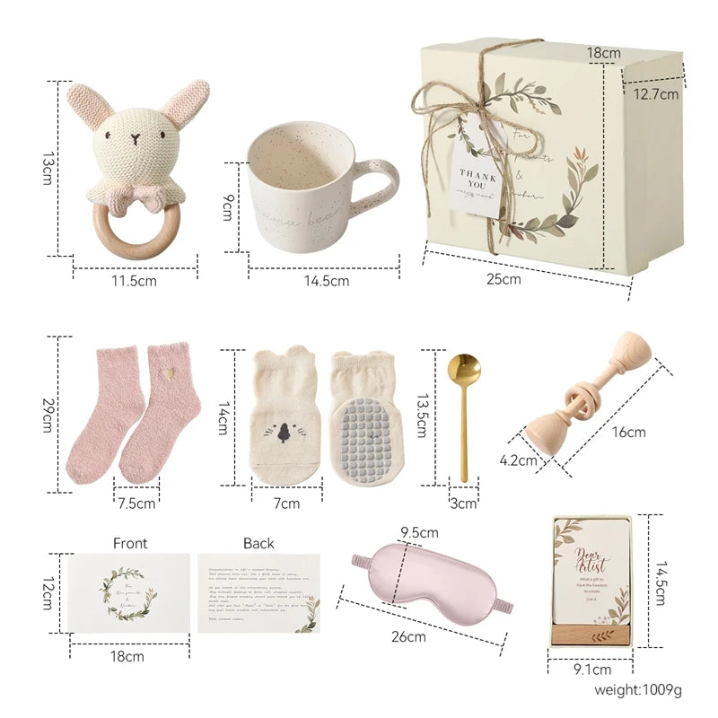 Baby Bathing Set Gift Box Wooden Rabbit Teether Wooden Rattle Cotton Socks Newborn Growth Memorial Card Baby Birth Gift