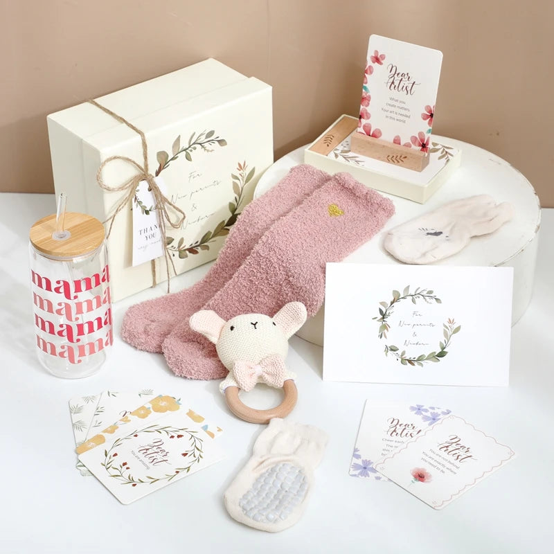 Baby Bathing Set Gift Box Cotton Socks Newborn Growth Memorial Card Wooden Bear Teether Wooden Rattle Baby Birth Gift