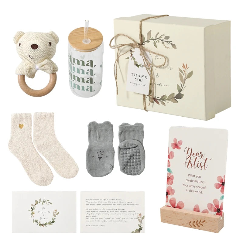 Baby Bathing Set Gift Box Cotton Socks Newborn Growth Memorial Card Wooden Bear Teether Wooden Rattle Baby Birth Gift