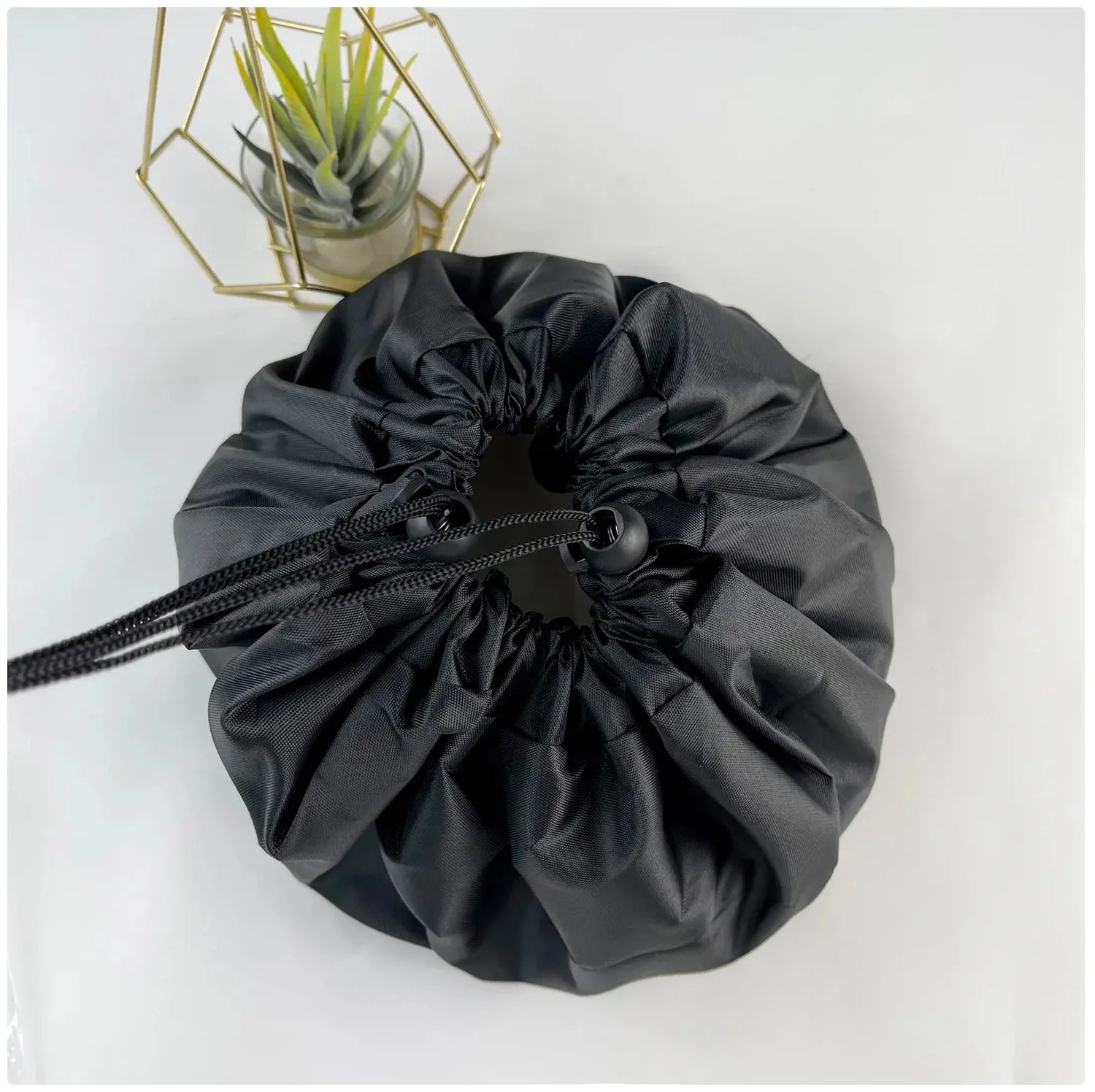 Portable Quick Drawstring Storage Bag - Versatile Organizer for Travel & Home