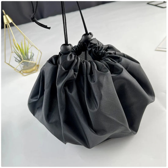 Portable Quick Drawstring Storage Bag - Versatile Organizer for Travel & Home